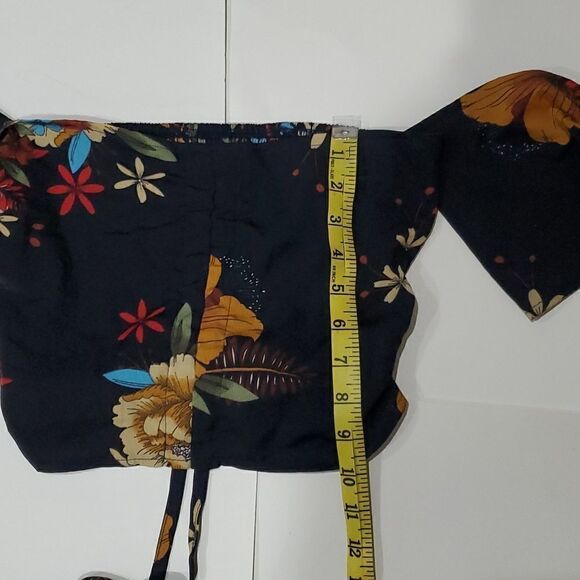 2 Piece Outfit   - Picture 13 of 16